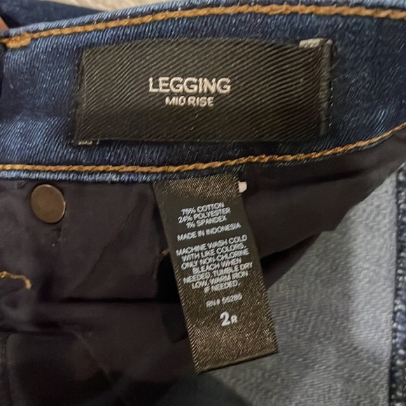 Express Legging Mid-rise Jeans - Picture 4 of 5